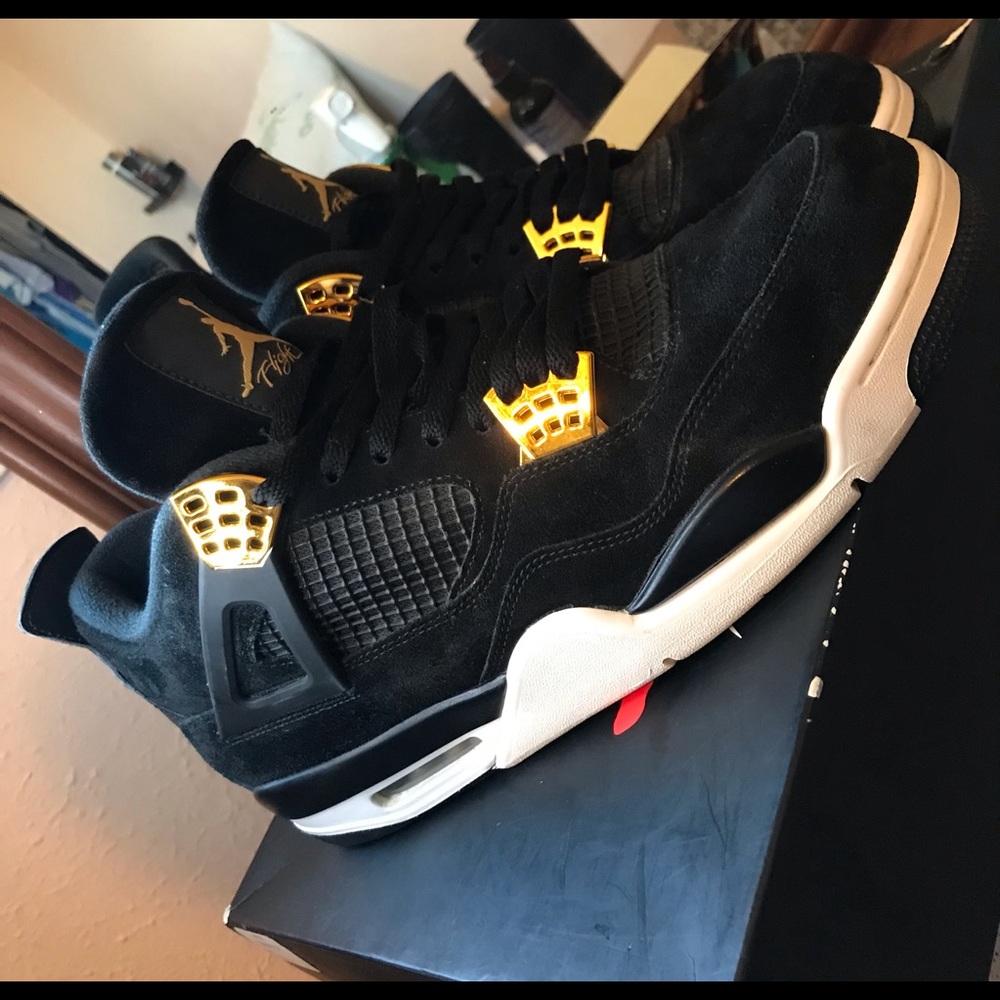 Jordan 4 “Royalty” 👑 sz:13 - CONDITION: 9/10🧼